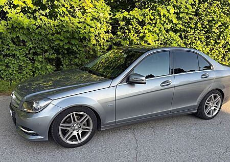 Mercedes-Benz C 220 CDI BlueEFFICIENCY AVANTGARDE