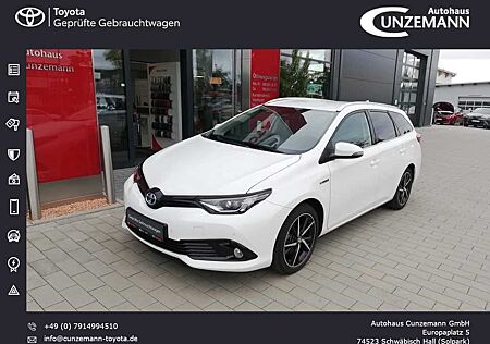 Toyota Auris Touring Sports Hybrid 1.8 Team D