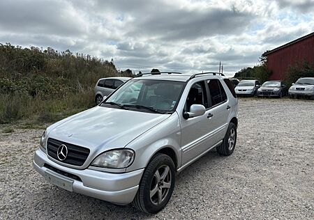 Mercedes-Benz ML 270 ML -Klasse CDI 4X4