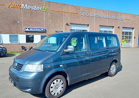 VW T5 Caravelle Volkswagen Rollilift