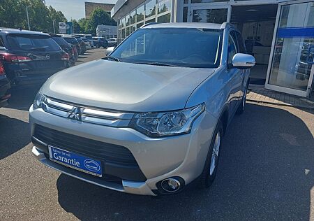 Mitsubishi Outlander 2.2 DI-D 4WD AT Diamant Edition