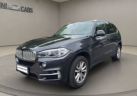 BMW X5 xDrive 40 d / Panorama / AHK / Leder
