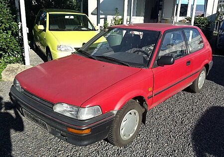 Toyota Corolla gebraucht kaufen Toyota Corolla 1,3l SR 3.Hand