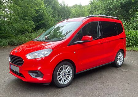 Ford Tourneo Courier 2018 Facelift 100PS Titanium