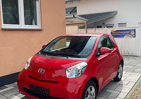 Toyota iQ + 1,0-l-VVT-i +