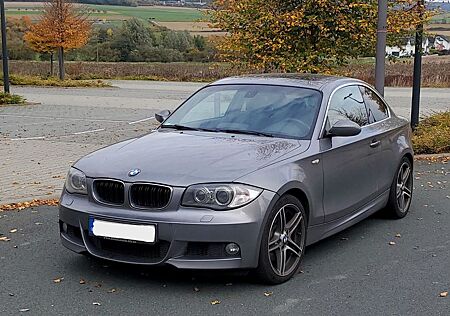 BMW 123d Coupé - M-Paket - Navi+ - Leder