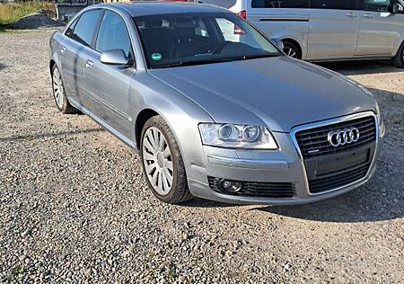 Audi A8 3.2 FSI quattro Voll