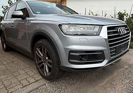 Audi Q7 3.0 TDI quattro tiptronic -