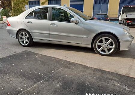 Mercedes-Benz C 200 CDI T AVANTGARDE Avantgarde