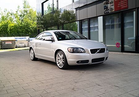 Volvo C70 2.0D Momentum Momentum