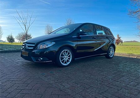 Mercedes-Benz B 180 - B-Klasse