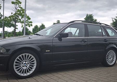 BMW 320i 320 Baureihe 3 Touring ,Tüv,Insp.Reifen Neu!