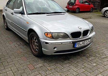 BMW 318i -