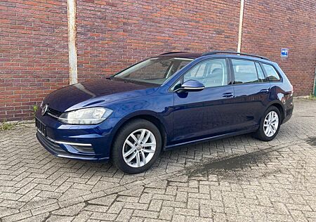 VW Golf Volkswagen VII 7 Variant 2.0 TDI AHK/ NAVI /ACC /APP