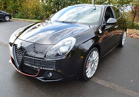 Alfa Romeo Giulietta gebraucht kaufen Alfa Romeo Giulietta Quadrifoglio Verde 1750 Tbi