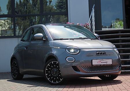 Fiat 500E "la Prima" Limousine 42 kWh Pano CarPlay