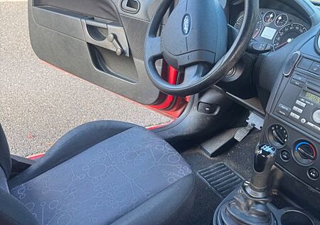 Ford Fiesta 1,3 44 kW Fun Fun
