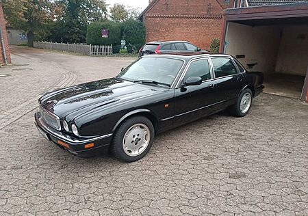 Jaguar XJ6 X300 Sovereign