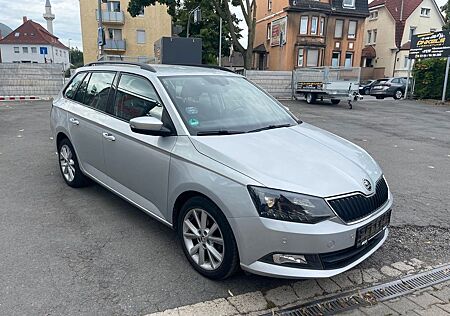 Skoda Fabia Combi,Rückfahrkamera,Klimaautomatik,1.Hand