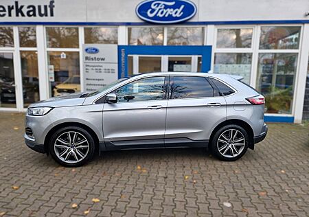 Ford Edge Titanium 4x4 PANO/AHK/NAVI