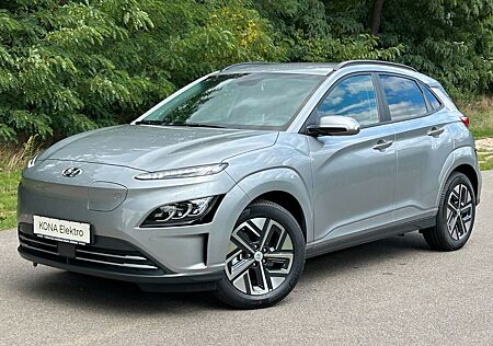 Hyundai Kona EV Trend 150 kW *RW484KM*HeUp*Navi*LED*ACC*