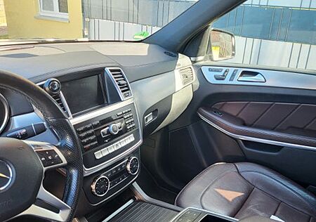 Mercedes-Benz GL 350 BlueTEC 4MATIC -