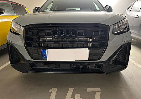 Audi Q2 40 TFSI S tronic quattro -