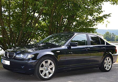 BMW 320i -Automatik / Leder/ Gepflegt/ keine Rost