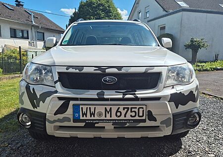 Subaru Forester 2.0