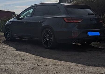 Seat Leon 2.0 TSI CUPRA R 4Drive DSG Sportstou. S...