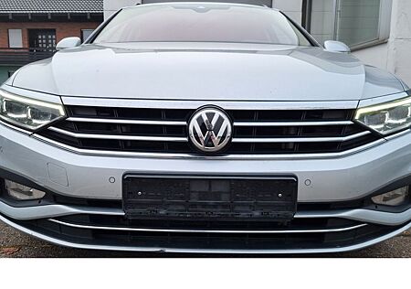 VW Passat Variant Volkswagen 2.0 TDI DSG Matrix Digi AHK 360°K