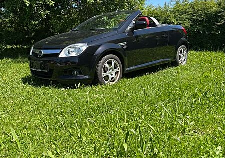 Opel Tigra 1.8 ILLUSION ILLUSION