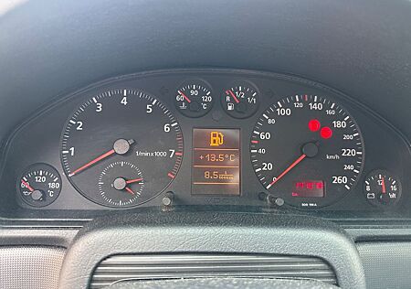 Audi A4 1.6 -