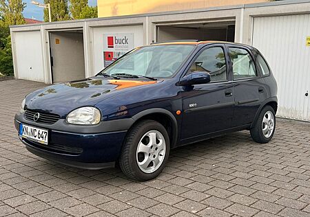 Opel Corsa 1.2 16V Edition 100