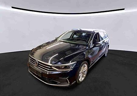 VW Passat Variant Volkswagen GTE 1.4 TSI /AHK/PANO/TRAVEL/SHZ