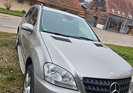 Mercedes-Benz ML 320 CDI -