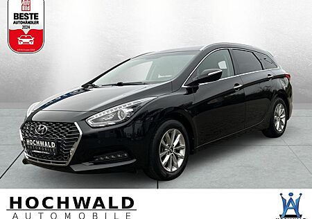 Hyundai i40 1.6 CRDi Space NAVI LED RFK Tempo. PDC