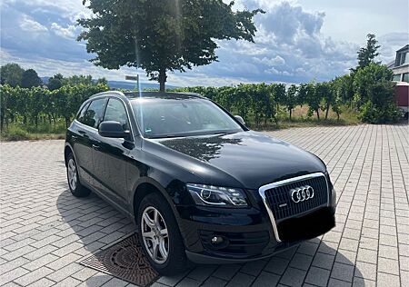 Audi Q5 2.0 TDI S tronic quattro -