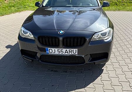 BMW 530d Touring A -