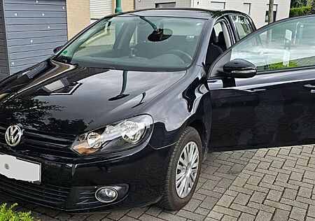 VW Golf Volkswagen 1.2 TSI 63 kW Trendline