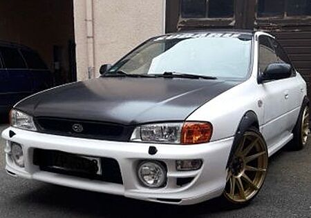 Subaru Impreza 2.0 GL GL