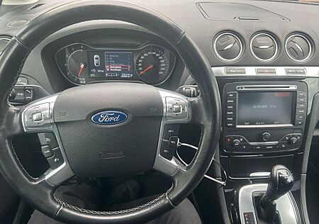 Ford S-Max 2,0 TDCi 120kW DPF Titanium PowerShift...