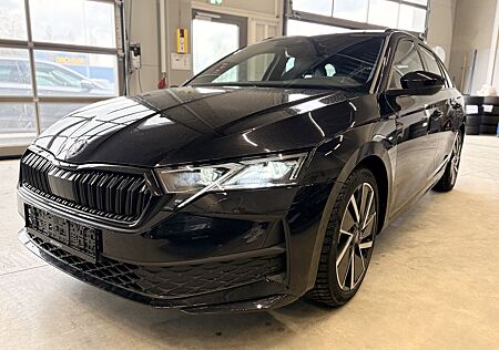 Skoda Octavia 1,5eTSI DSG Sportline Pano AHK Matrix18´