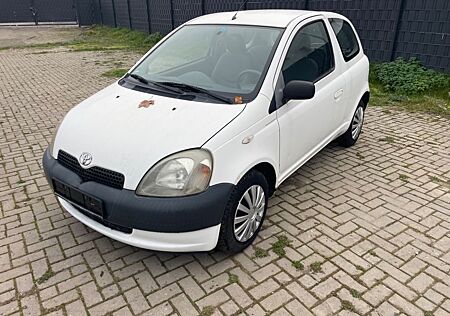 Toyota Yaris 1.0 linea eco