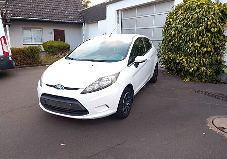 Ford Fiesta 1,25 60kW Titanium SHZ Resttüv Export