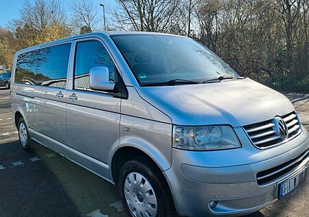 VW T5 Caravelle Volkswagen 2.5 TDI 174 PS L2 8 Sitze AHK