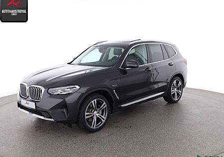BMW X3 xDrive30e PANO,HUD,KEYLESS,KAMERA,PARKLENK