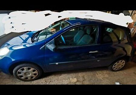 Renault Clio Authentique 1.2 16V Eco2 55kW Authentique