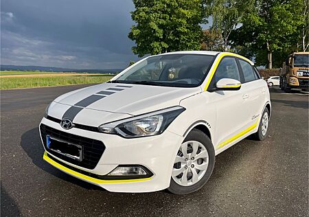 Hyundai i20 1.0 T-GDI 74kW blue Active Trend Active ...