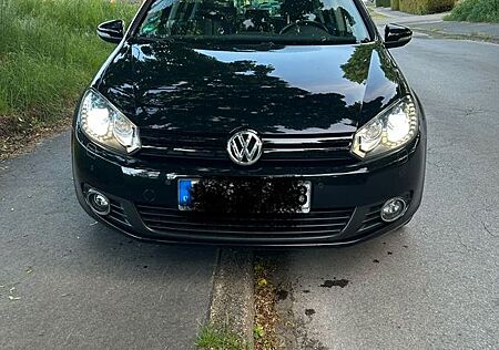 VW Golf Volkswagen 1.2 TSI BlueMotion LED+ZEN+LEDER+AHK+TÜV